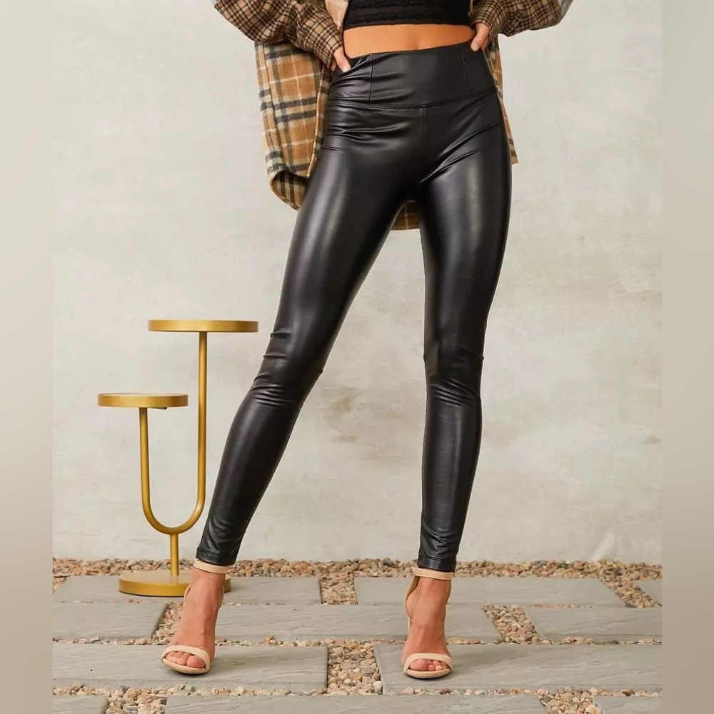 NWOT Shinestar Liquid Faux Leather Legging
